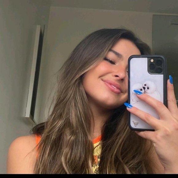 Meet your Posher, Mandy - Picture 1 of 2